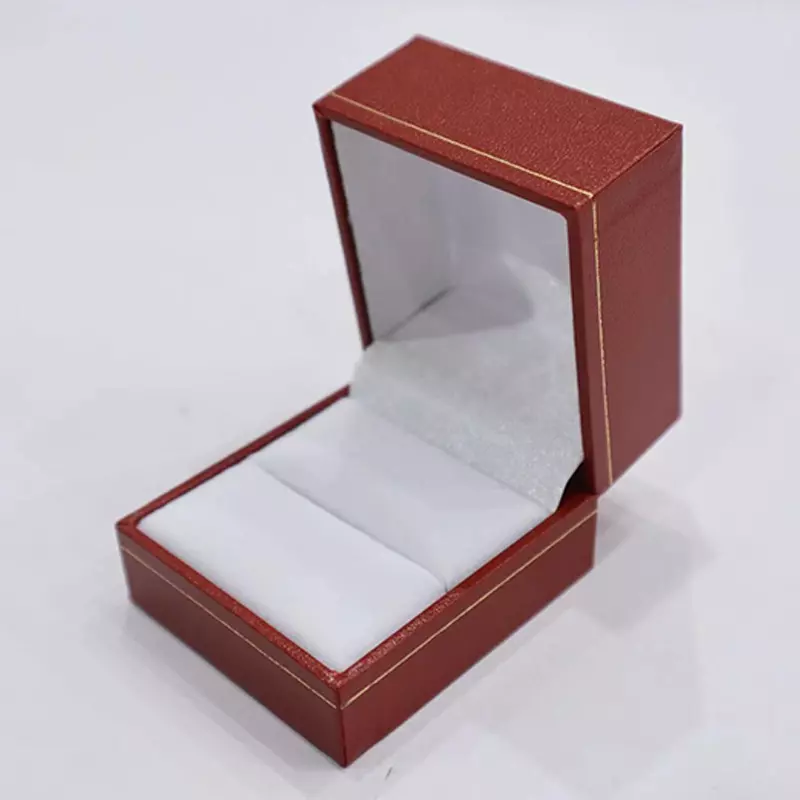 Right-angled straight-edge box with red curves and gold patterns